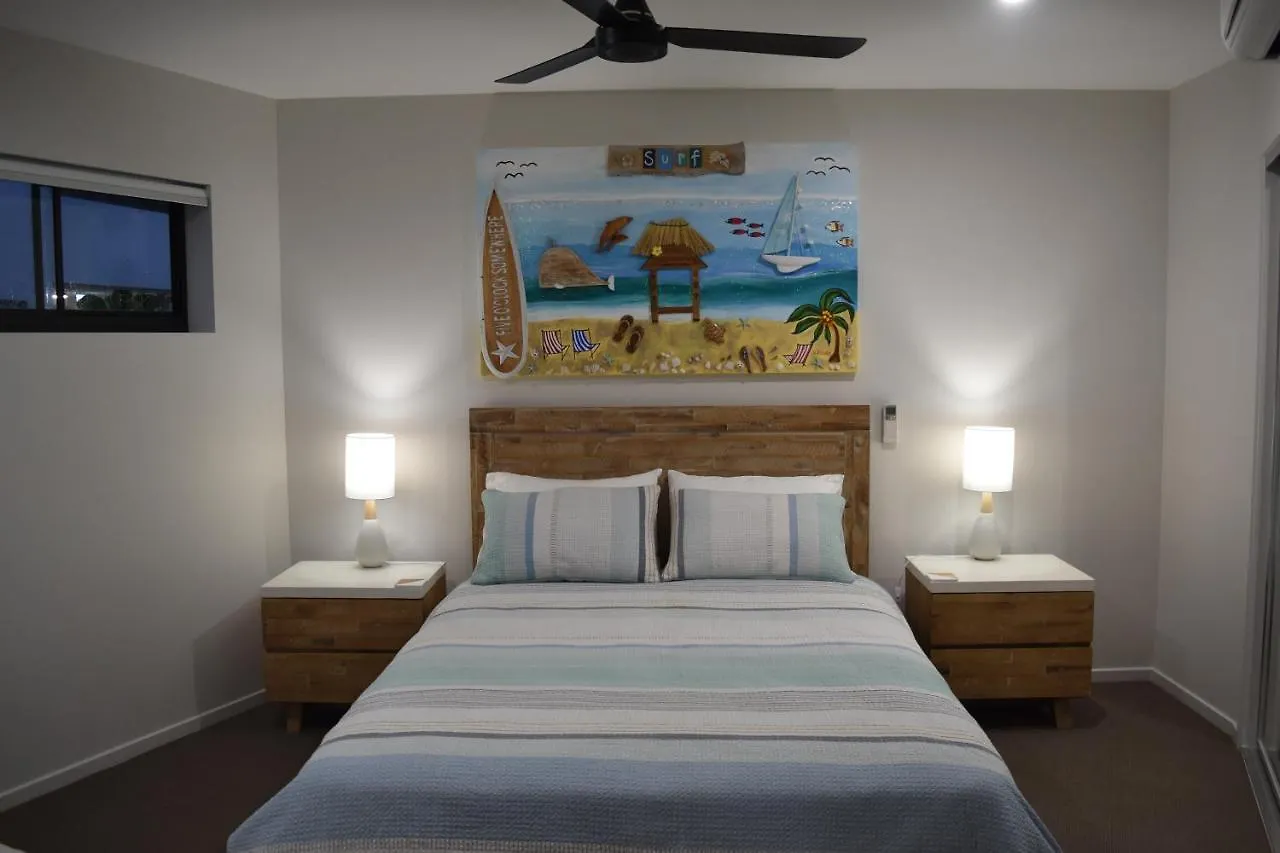 Beach Luxury Upmarket 2B 2B Ocean Views 250M To Buddina Beach! 0*,