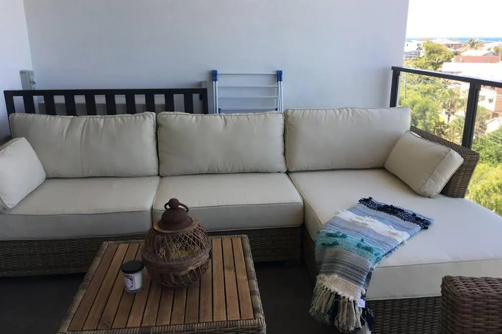 公寓 Beach Luxury Upmarket 2B 2B Ocean Views 250M To Buddina Beach!