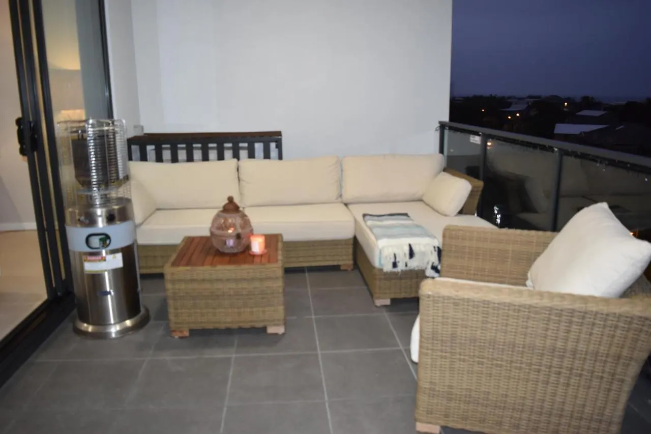 Beach Luxury Upmarket 2B 2B Ocean Views 250M To Buddina Beach! 0*,